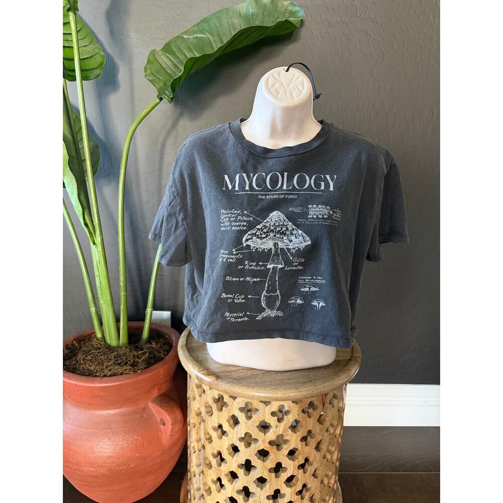 DISTURBIA Mycology Crop Top – Mushroom Graphic Tee – US 4